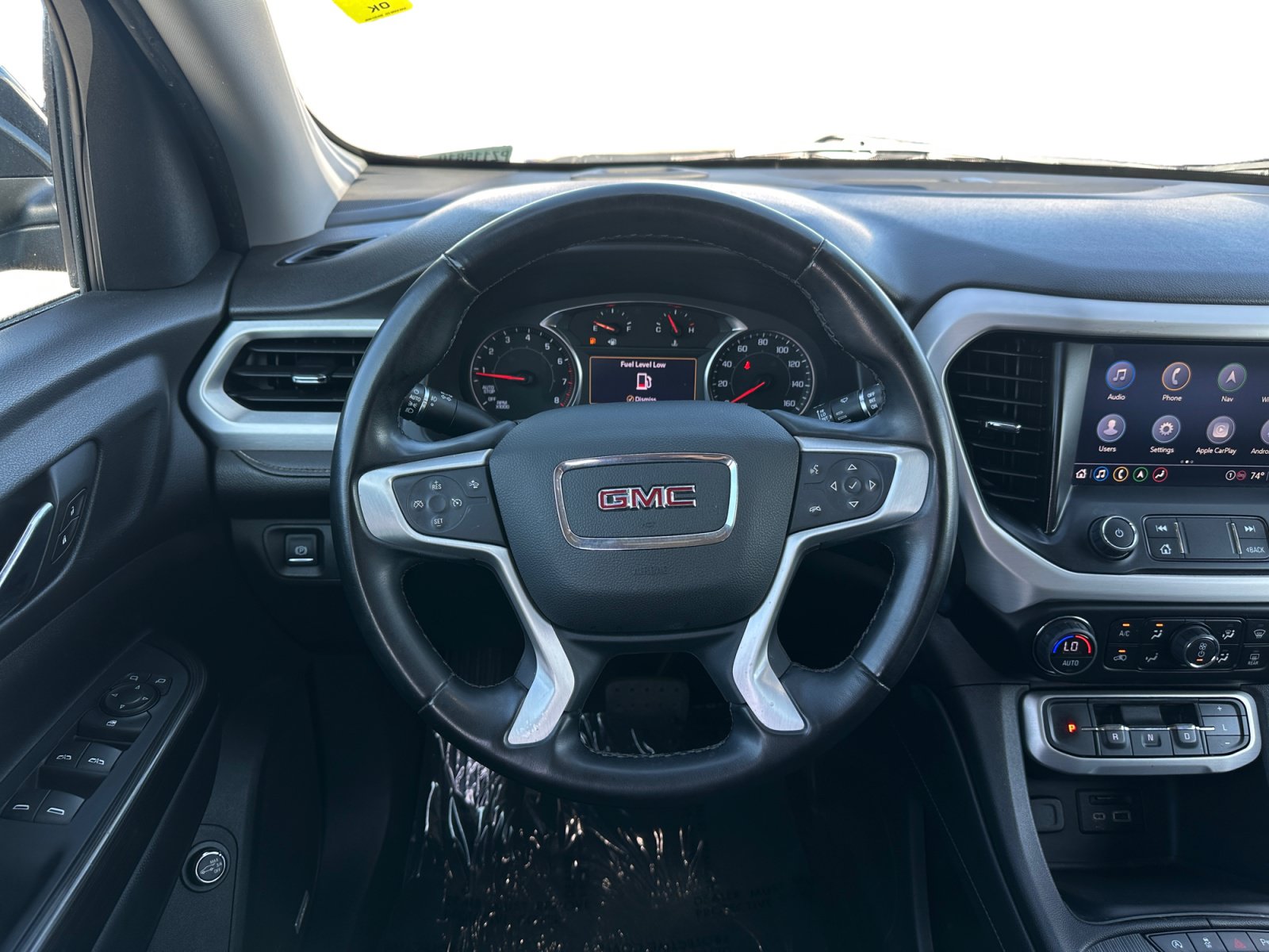 Used 2023 GMC Acadia SLT FWD image 12