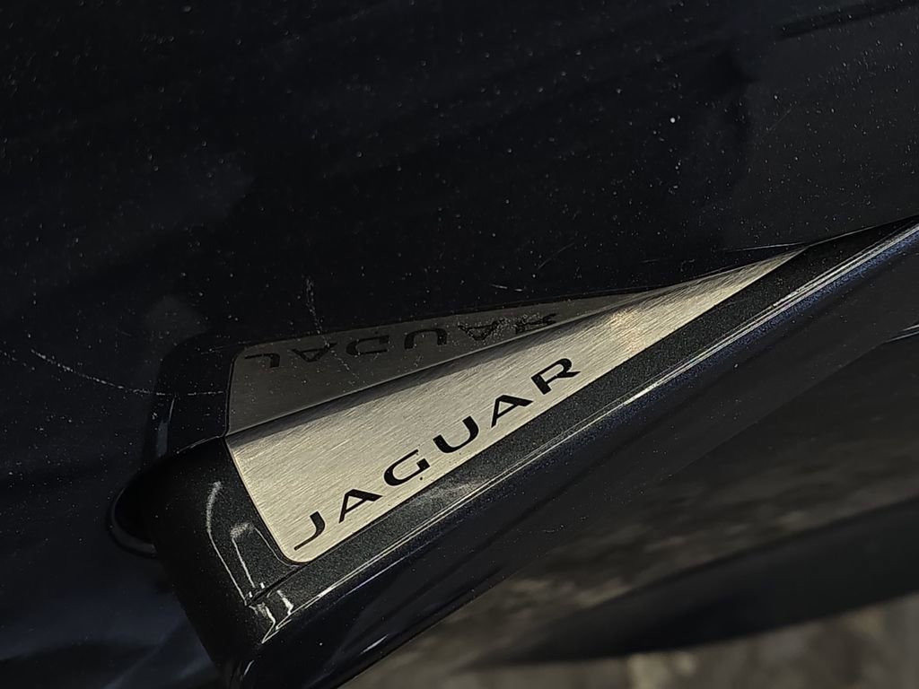 Used 2015 Jaguar F-TYPE S image 35