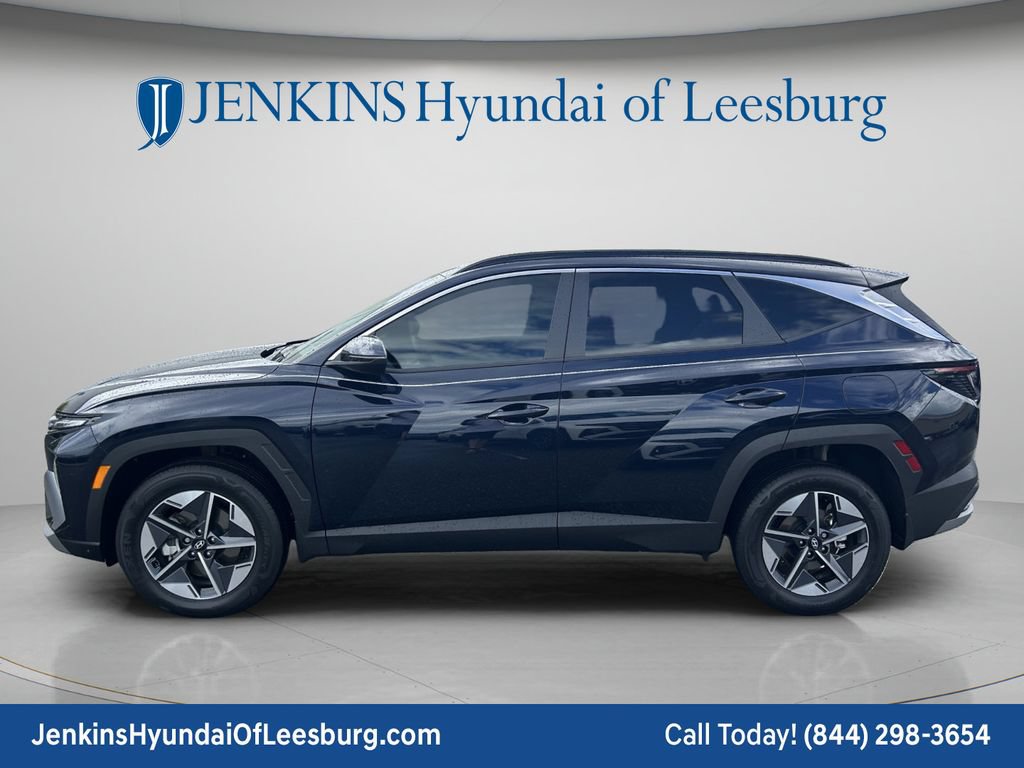 Certified 2025 Hyundai Tucson SEL AWD/4WD image 9