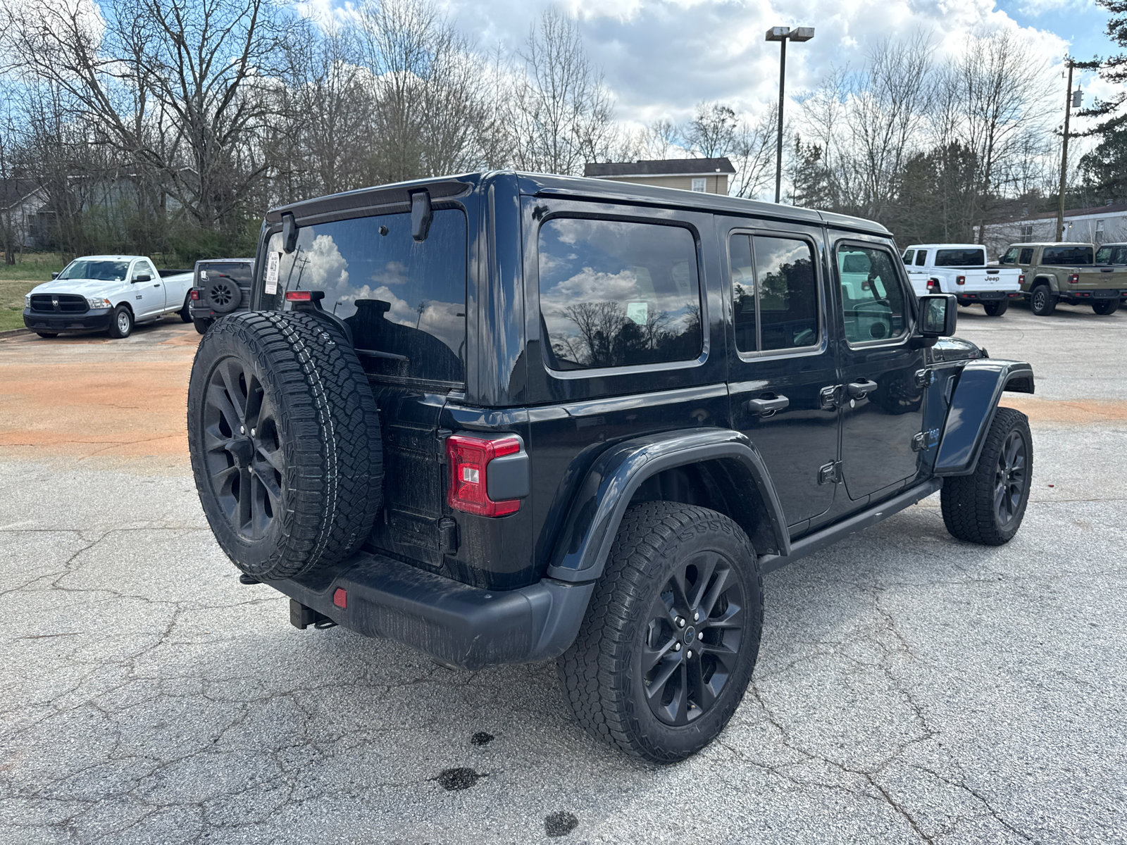 Used 2025 Jeep Wrangler Backcountry image 5