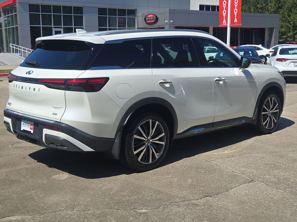 Used 2023 INFINITI QX60 Sensory w/ Vision Package image 7