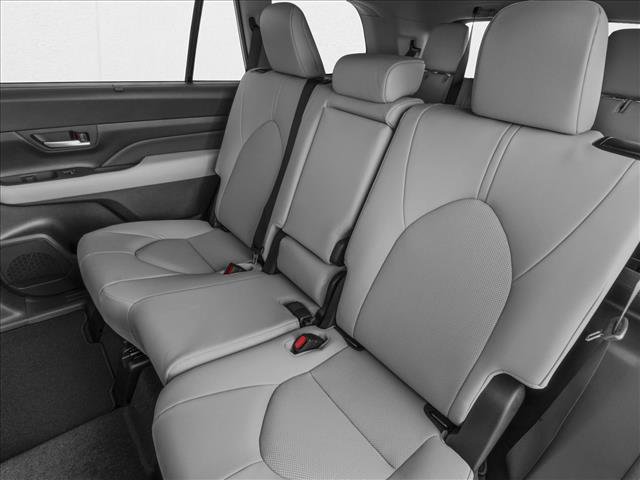 New 2026 Toyota Grand Highlander FWD image 9
