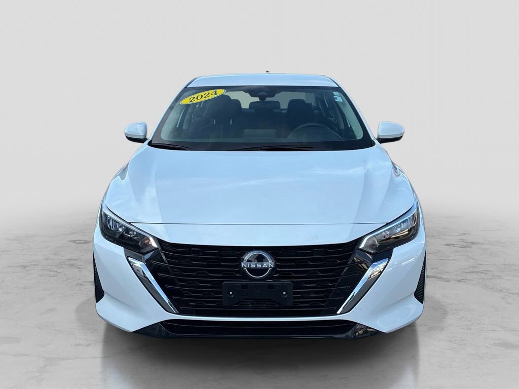 Used 2024 Nissan Sentra SV w/ All-Weather Package FWD image 2