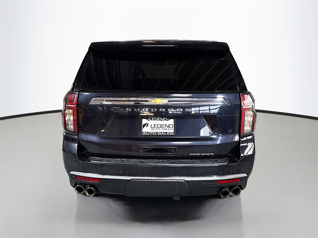 Used 2023 Chevrolet Suburban Premier image 8