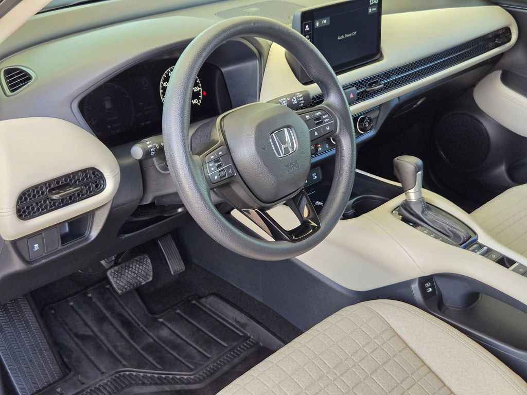 Used 2027 Honda HR-V LX image 10