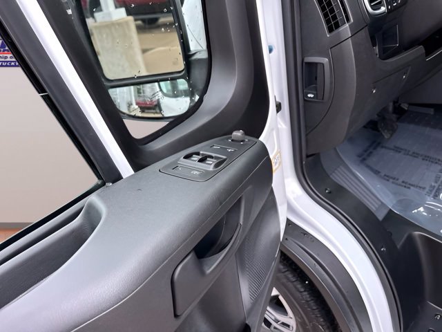 New 2024 RAM ProMaster 3500 w/ Leather Interior Group FWD image 11