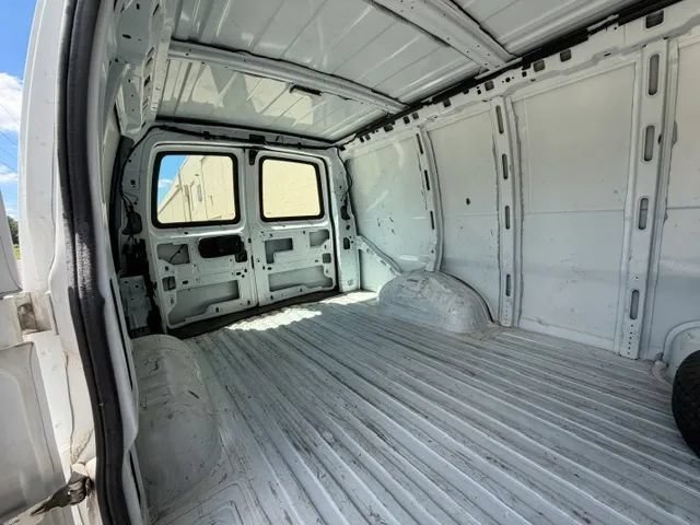 Used 2007 Chevrolet Express 1500 RWD image 23