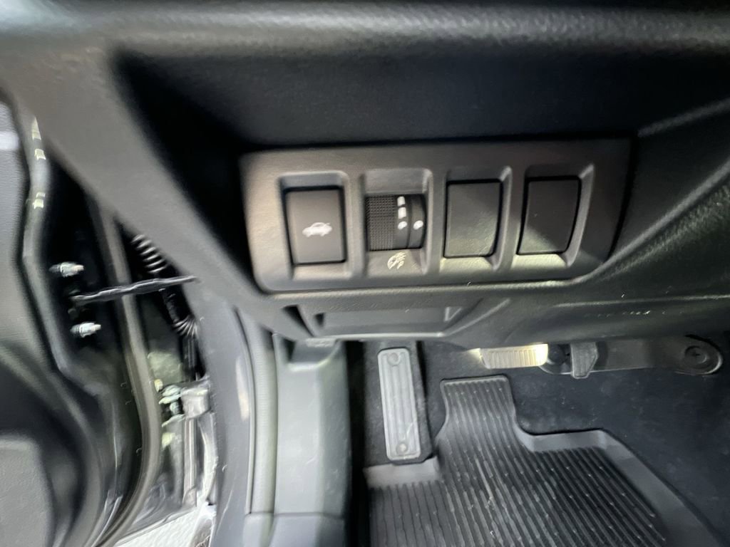 Certified 2025 Subaru Legacy Premium image 17