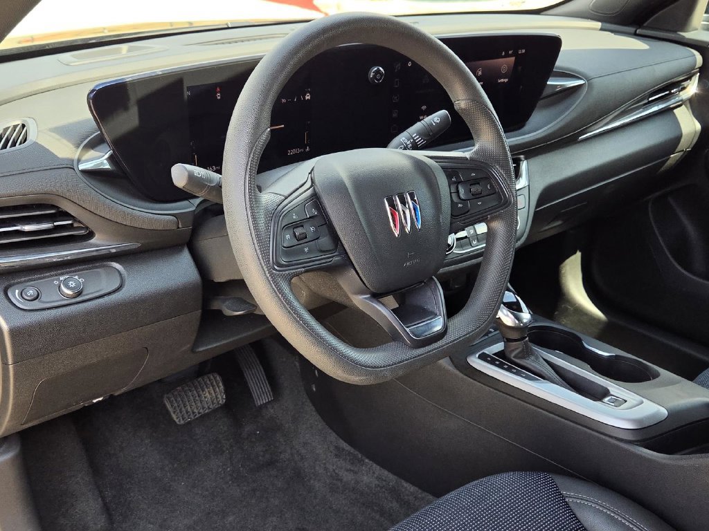 Used 2026 Buick Envista Preferred FWD image 14