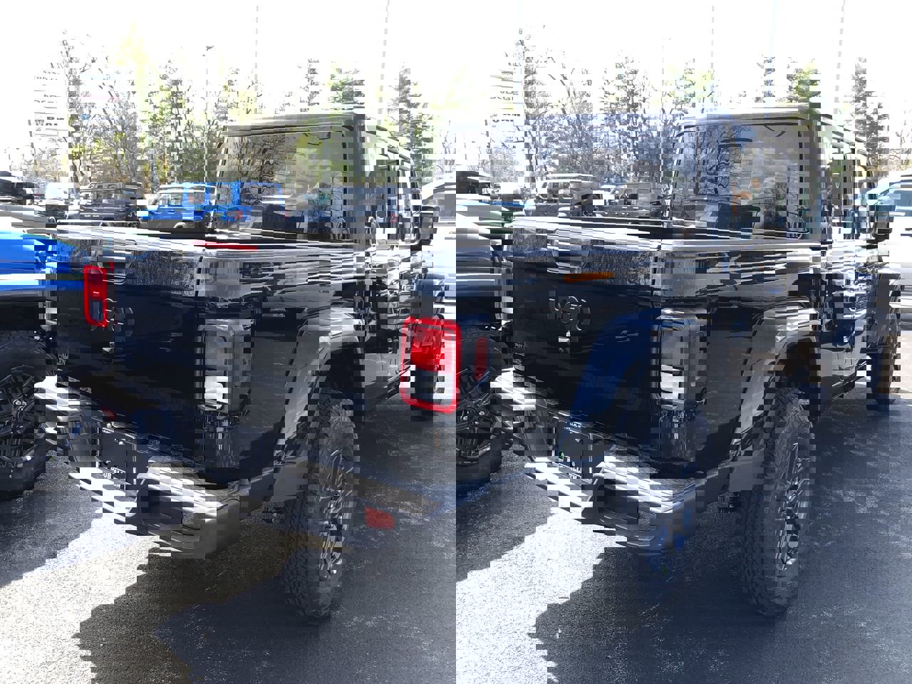 New 2026 Jeep Gladiator Sport image 5