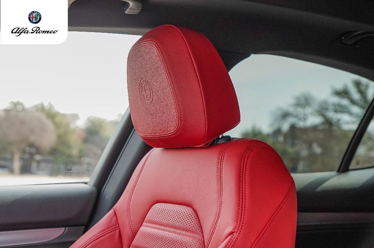 New 2025 Alfa Romeo Stelvio Sprint w/ Veloce Package image 11