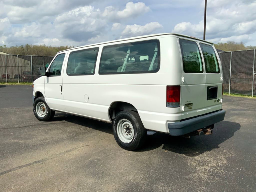 Used 2012 Ford E-350 and Econoline 350 XL w/ PWR Windows & Locks Group RWD image 9