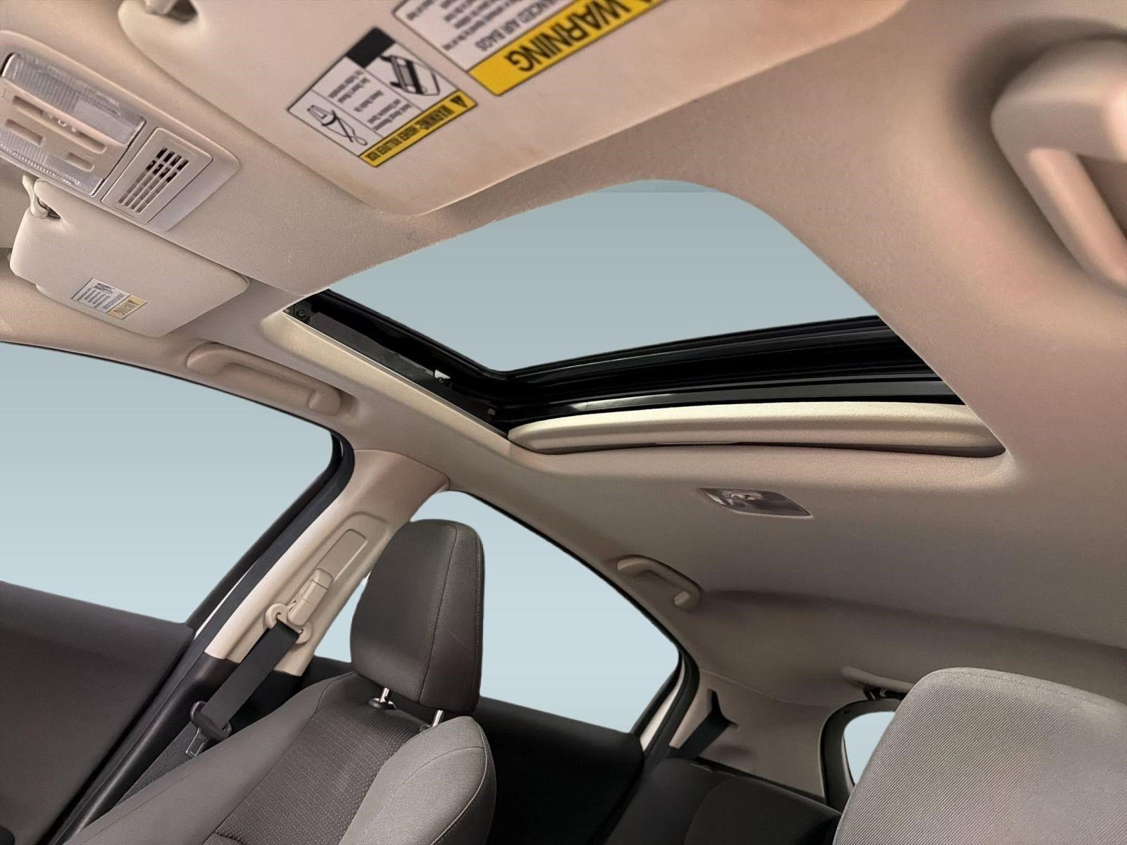 Used 2022 Honda HR-V EX image 15