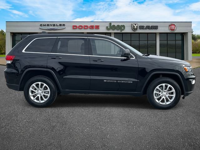Used 2022 Jeep Grand Cherokee Laredo E image 28