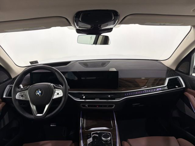 Used 2026 BMW X7 xDrive40i image 33