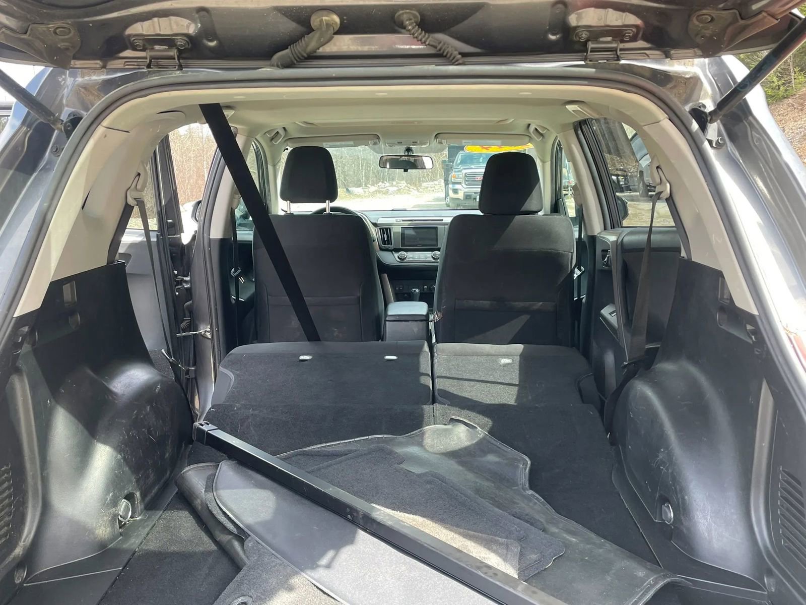 Used 2014 Toyota RAV4 XLE image 23