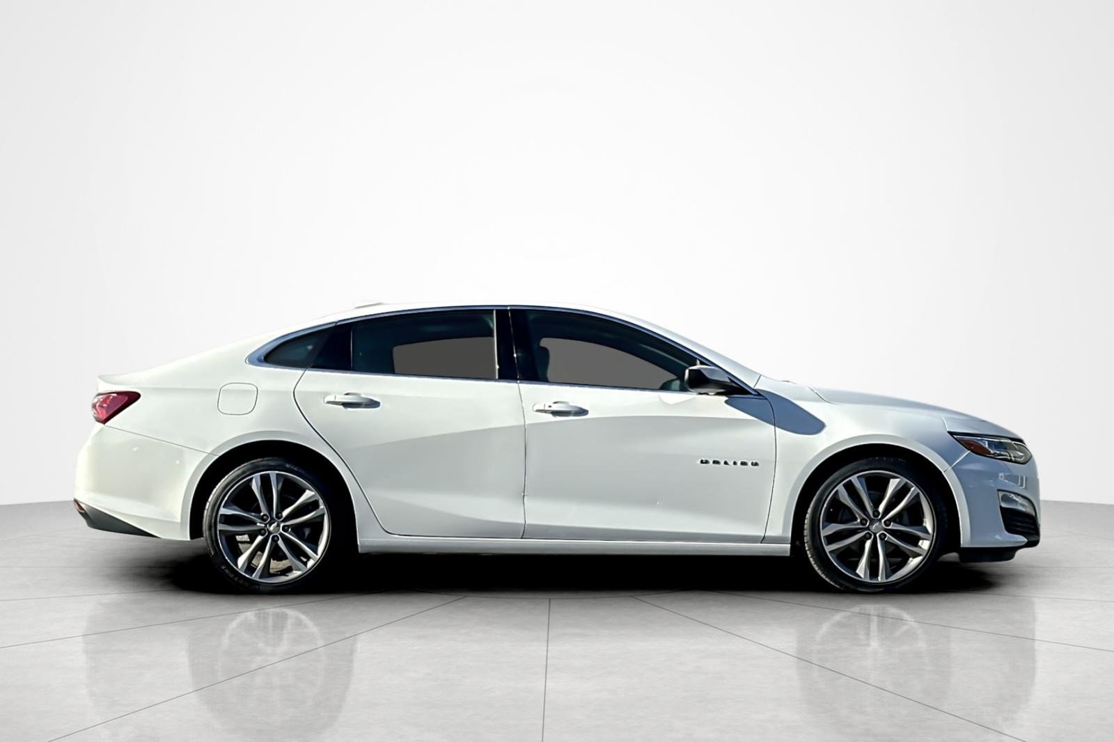 Used 2024 Chevrolet Malibu LT FWD image 6