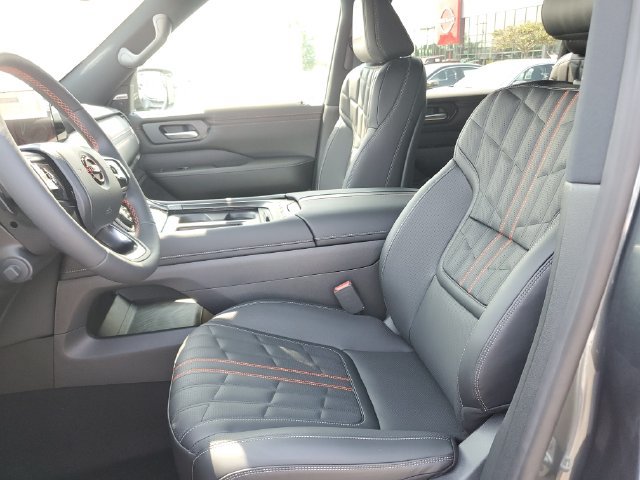 New 2026 Nissan Armada PRO-4X w/ Captain's Chari Seat Package AWD/4WD image 21