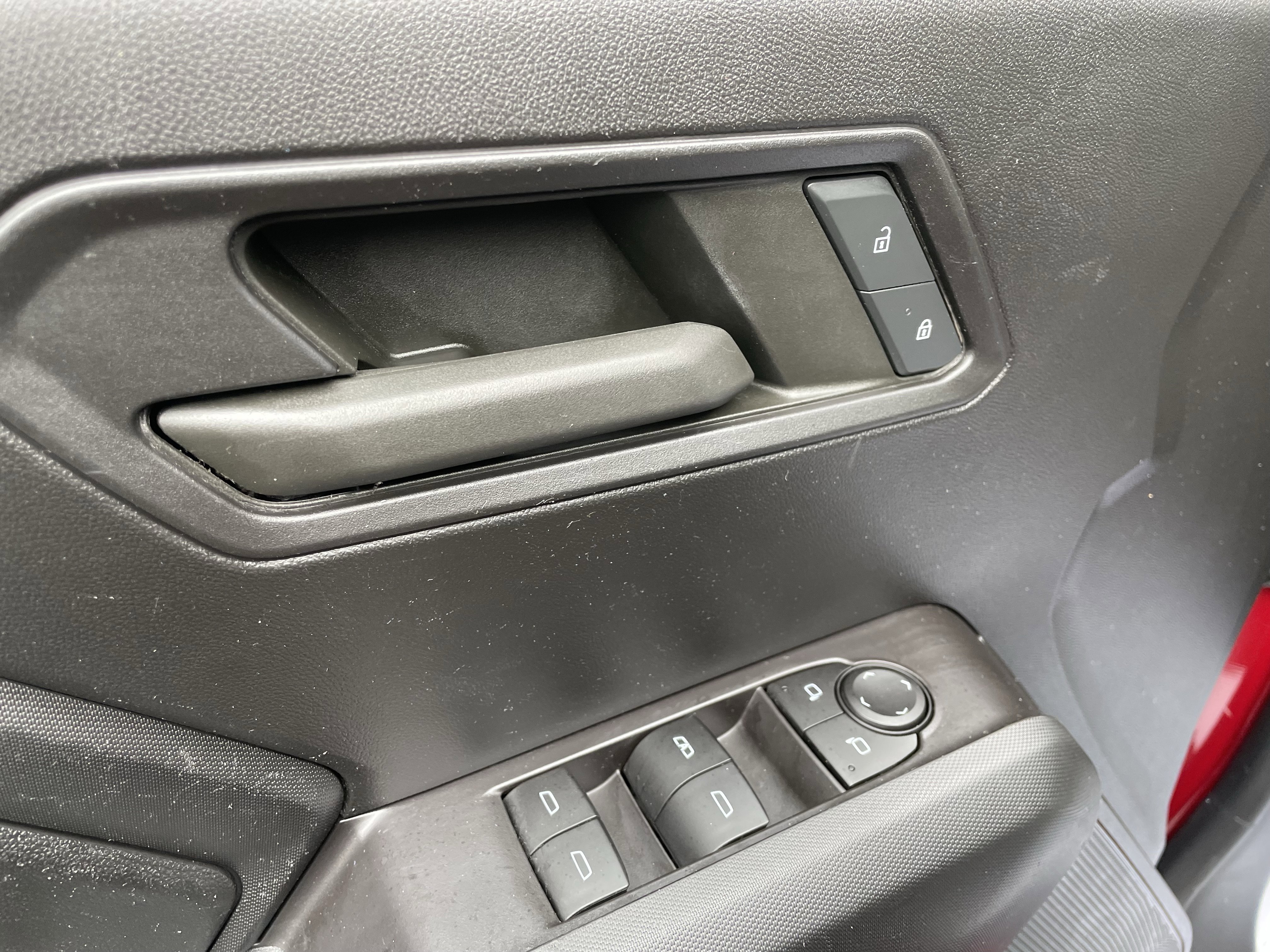 Used 2023 Chevrolet Colorado Trail Boss w/ Advanced Trailering Package image 6