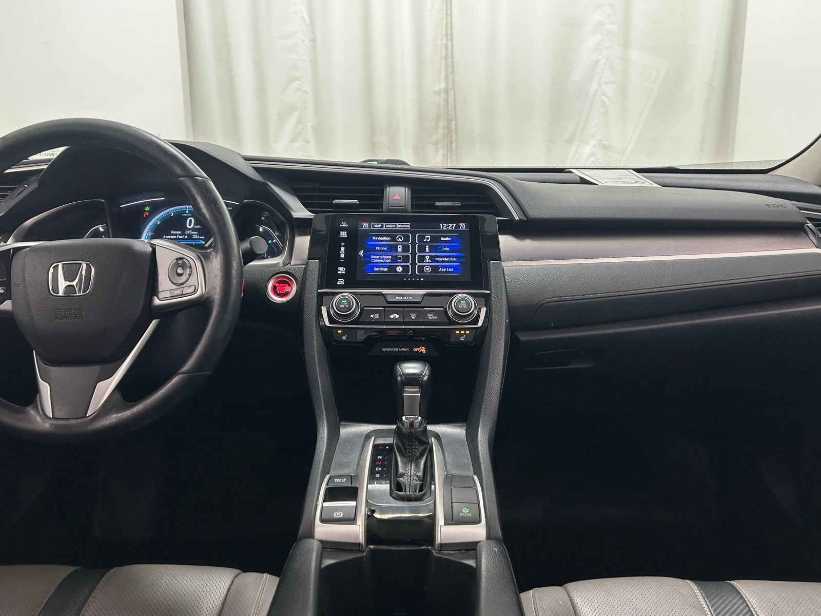Used 2017 Honda Civic Touring image 9