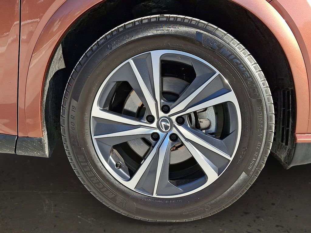 Used 2025 Lexus RX 350 Premium image 9