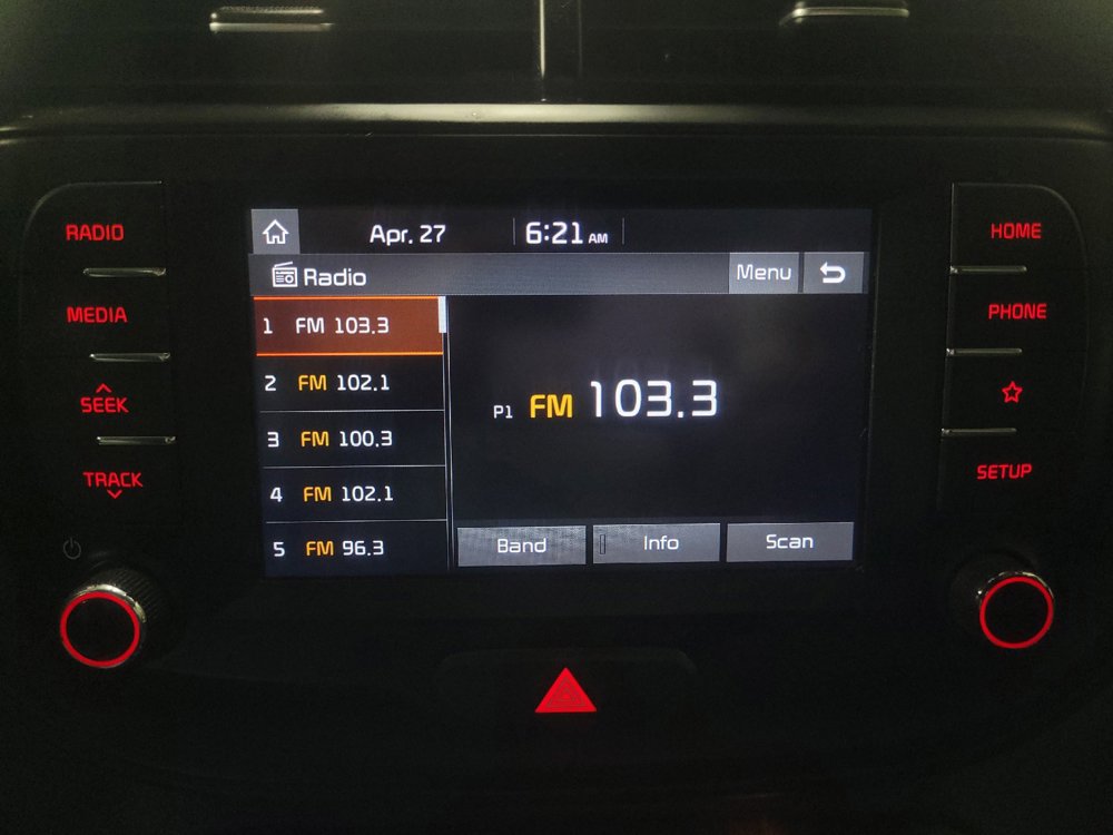 Used 2020 Kia Soul GT-Line FWD image 25