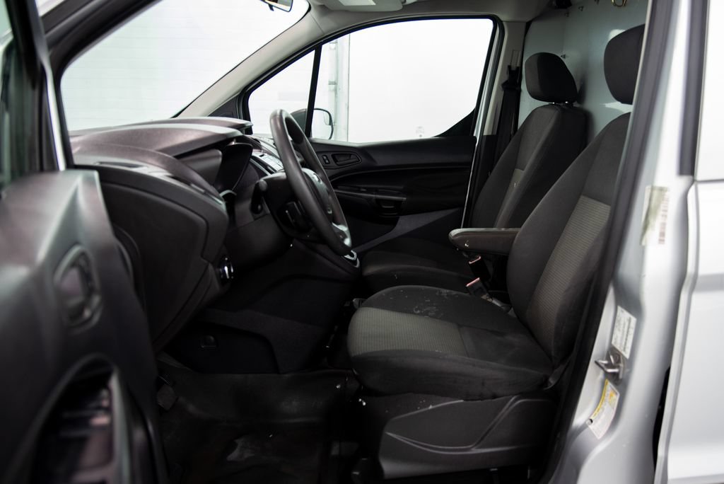 Used 2016 Ford Transit Connect XL FWD image 6