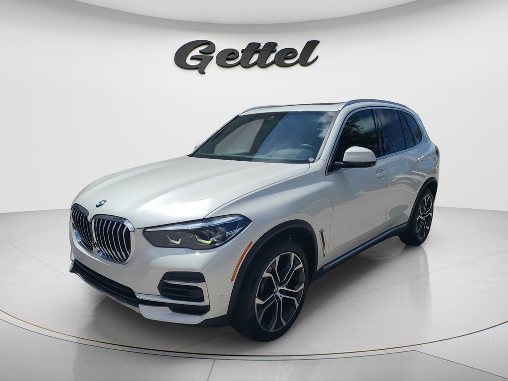 Used 2022 BMW X5 sDrive40i w/ Premium Package RWD video 1