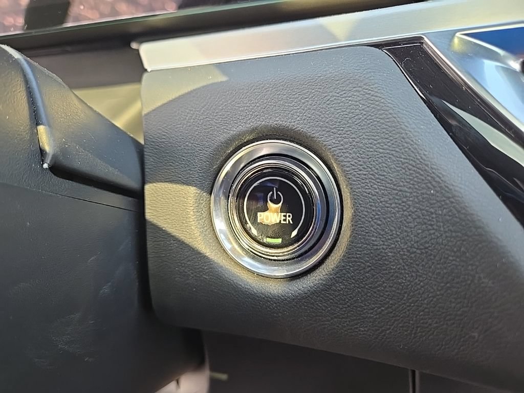 Certified 2023 Cadillac Lyriq AWD image 26