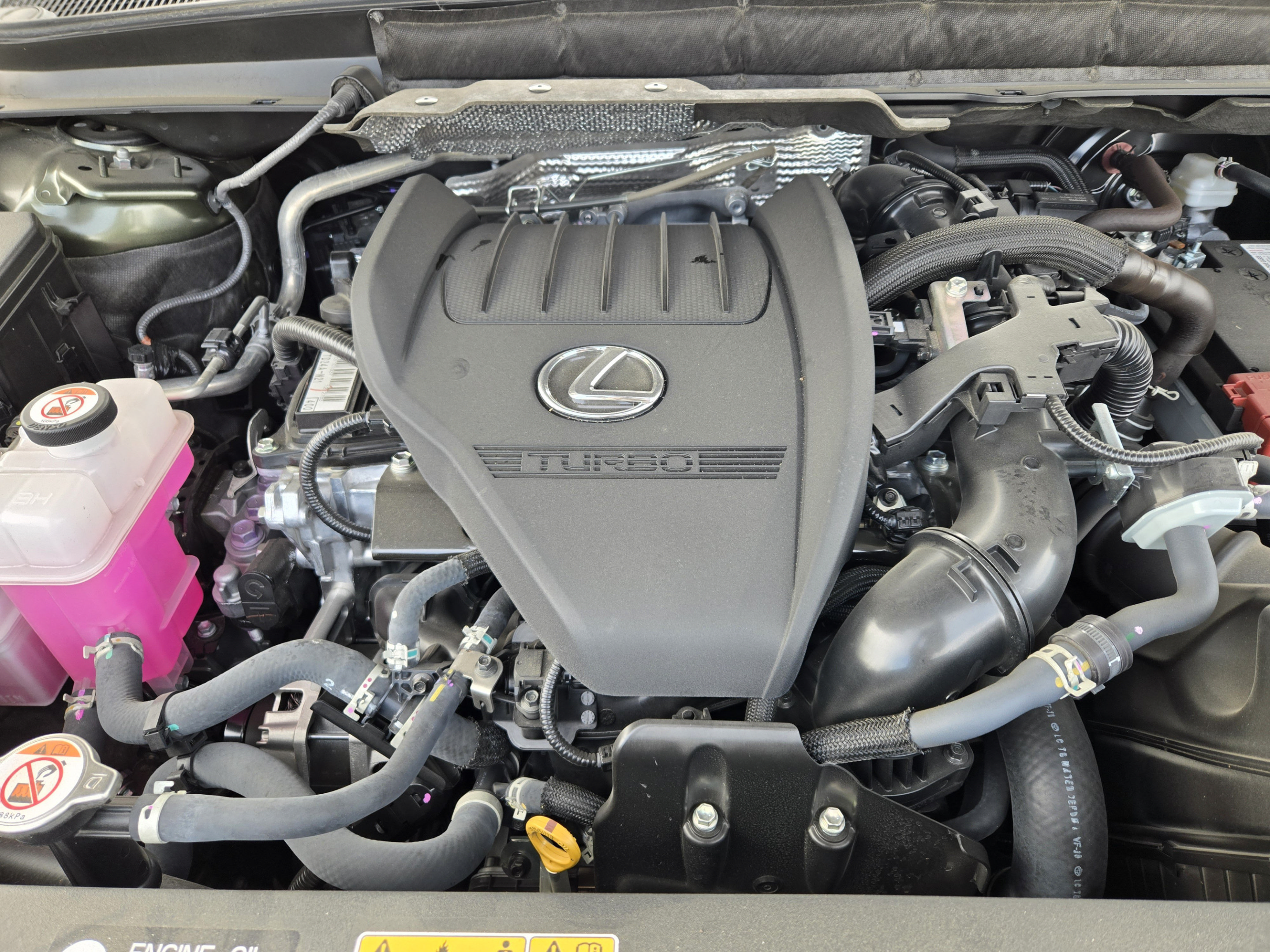 Used 2025 Lexus RX 350 Premium w/ Accessory Package (Z1) FWD image 30