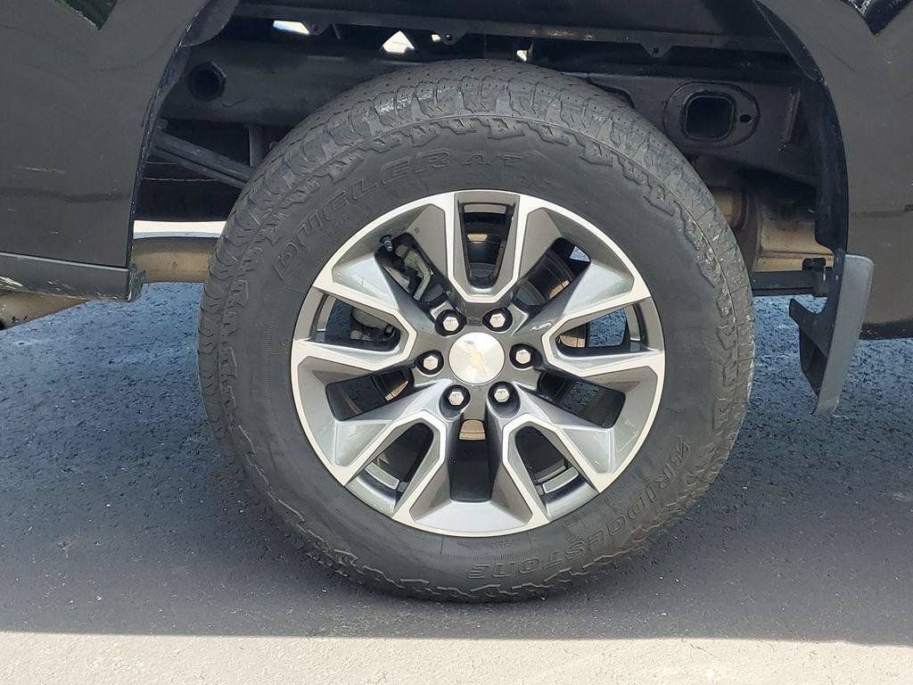 Certified 2024 Chevrolet Silverado 1500 LT AWD/4WD image 30