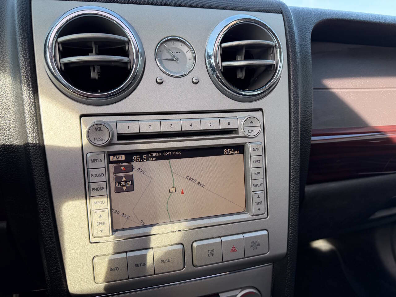 Used 2008 Lincoln MKZ AWD image 20