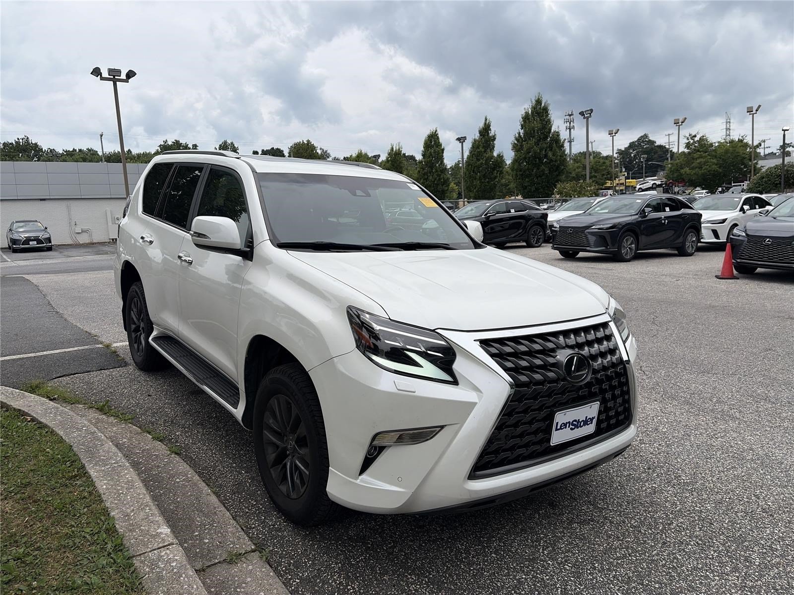 Used 2022 Lexus GX 460 Premium w/ Premium Plus Package AWD/4WD image 7