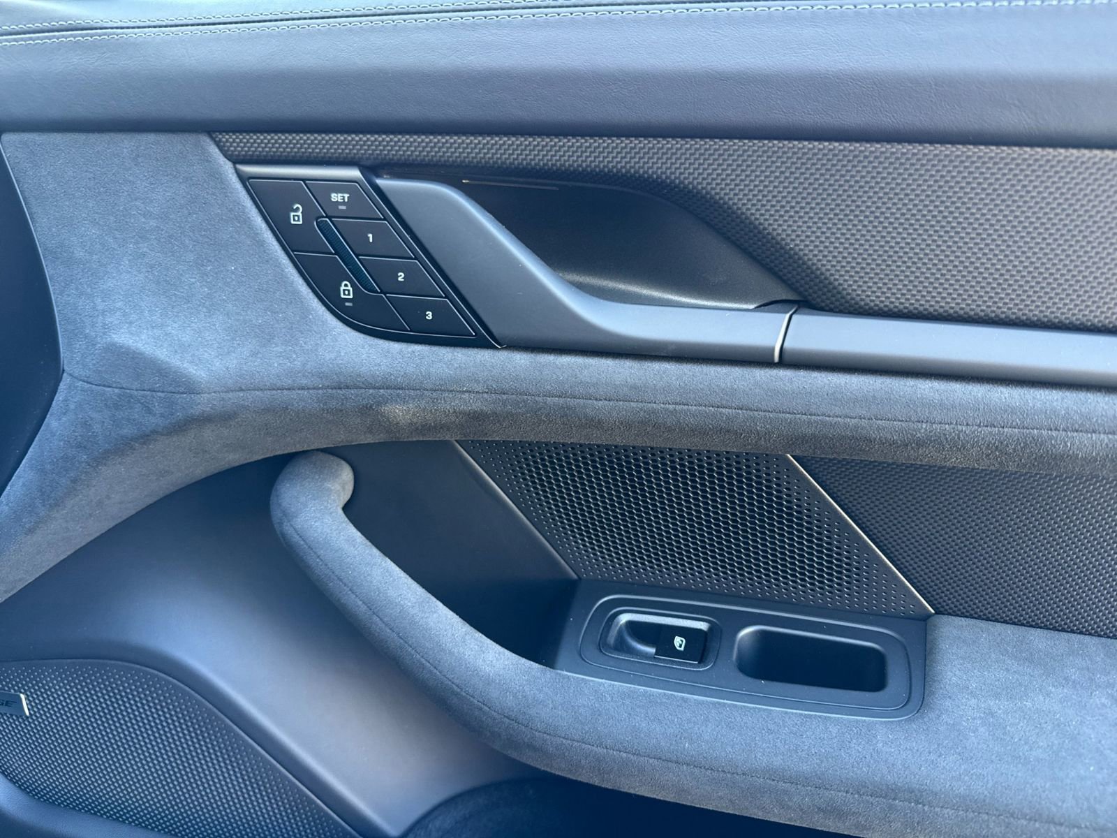 New 2026 Porsche Taycan GTS image 19