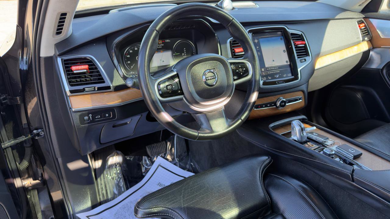 Used 2018 Volvo XC90 T8 Inscription w/ Luxury Package image 34