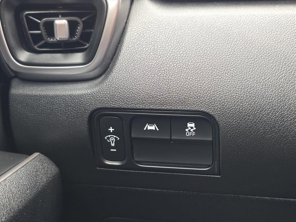 Certified 2022 Kia Sorento S image 25