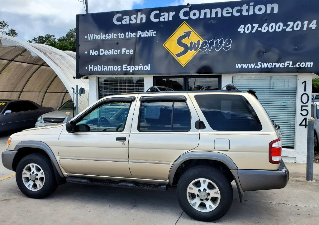Used 2001 Nissan Pathfinder SE RWD image 8
