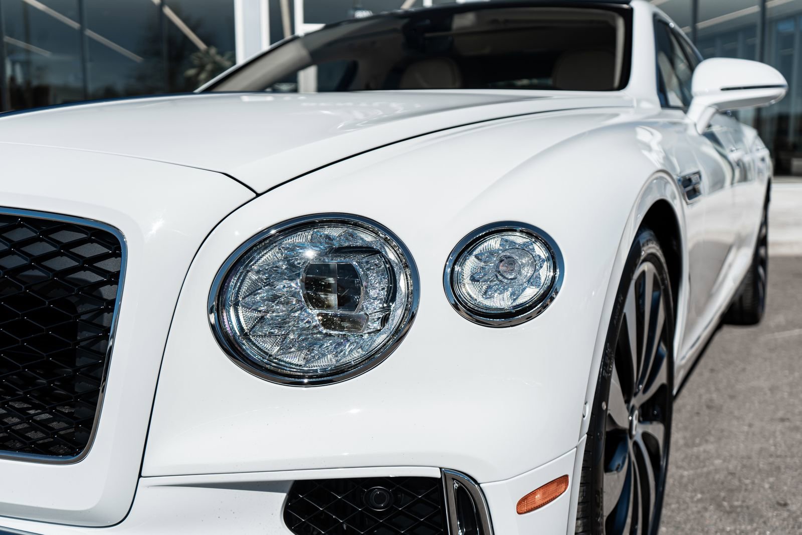 New 2026 Bentley Flying Spur Plug-In Hybrid image 22