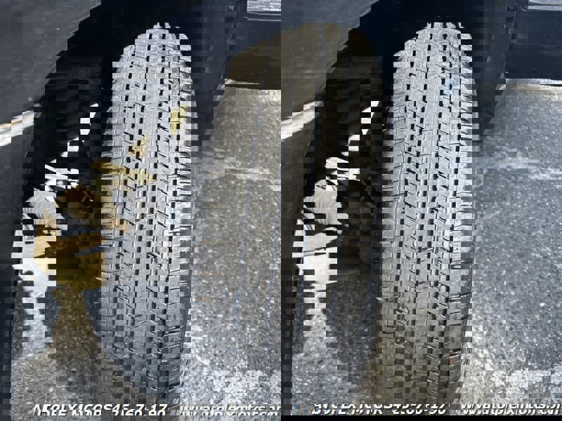 Used 2005 Jeep Liberty Limited image 27