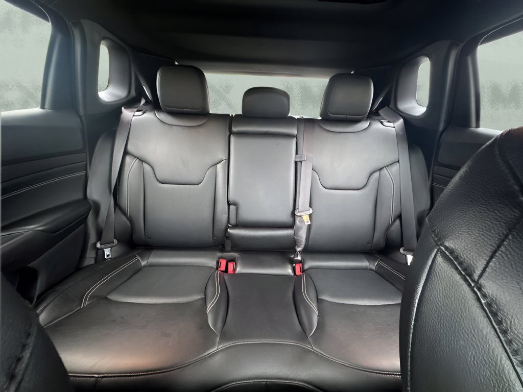 Used 2022 Jeep Compass High Altitude AWD/4WD image 11