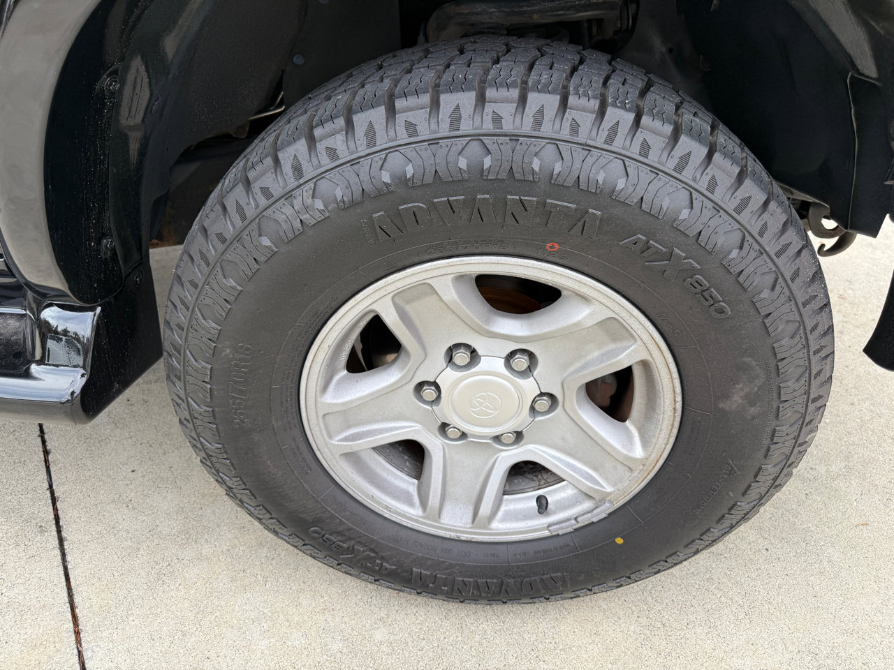 Used 2001 Toyota 4Runner SR5 image 11