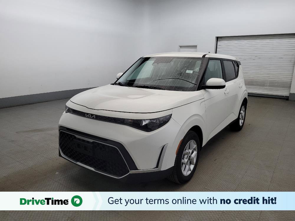 Used 2025 Kia Soul S image 1