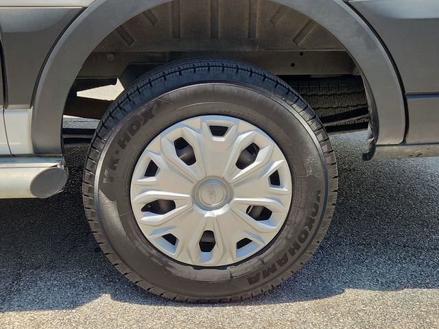Used 2022 Ford Transit 250 Low Roof w/ Exterior Upgrade Package RWD image 27