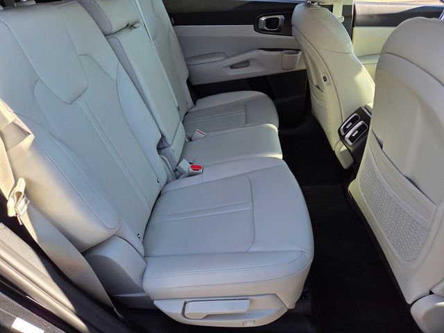 Certified 2024 Kia Sorento S w/ Panoramic Sunroof Package image 14
