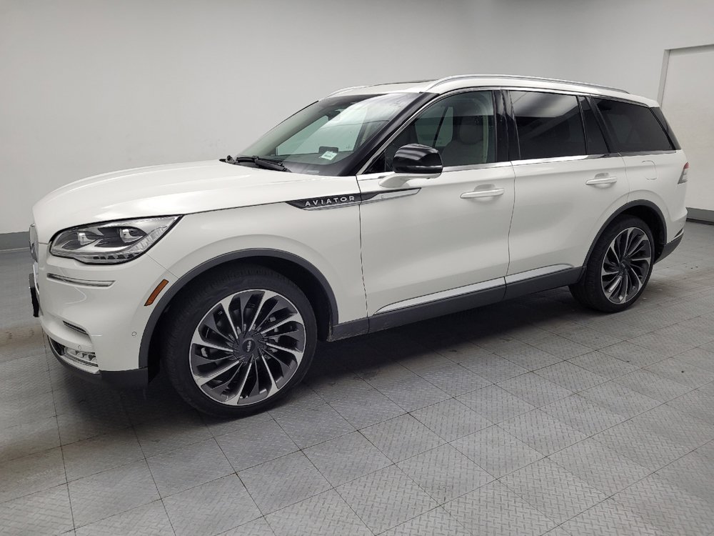 Used 2021 Lincoln Aviator Reserve w/ Equipment Group 201A AWD/4WD image 2
