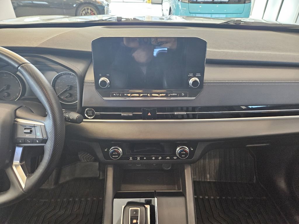 Used 2024 Mitsubishi Outlander SE image 18