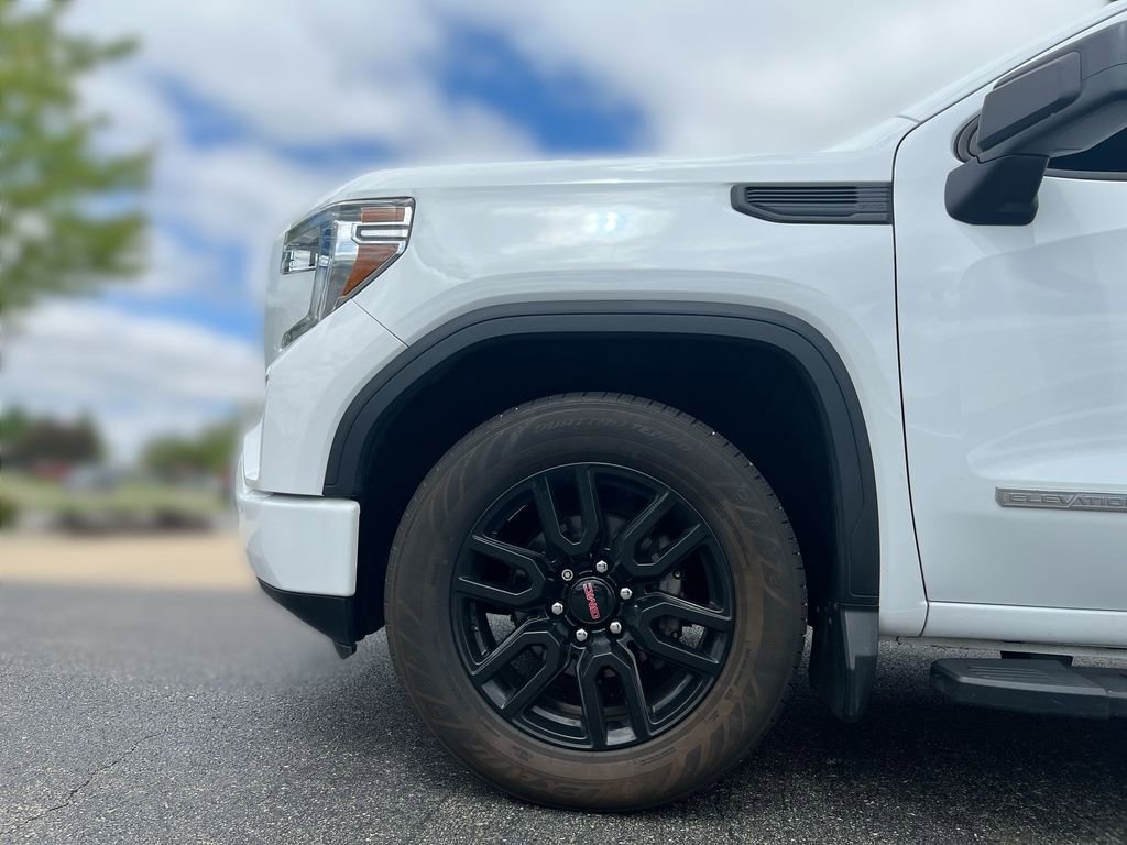 Used 2019 GMC Sierra 1500 Elevation w/ Elevation Value Package AWD/4WD image 17