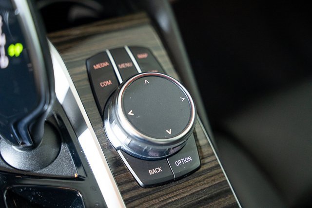 Used 2023 BMW 530i xDrive w/ Convenience Package image 22