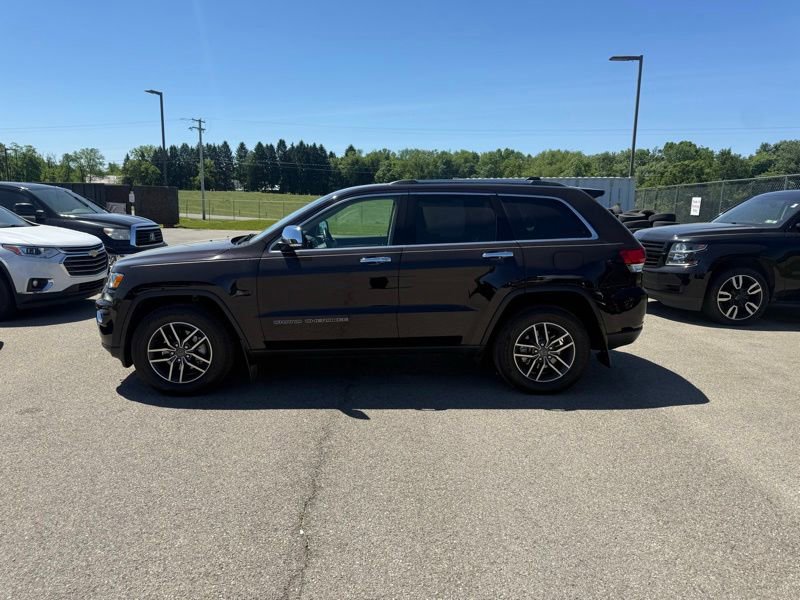 Used 2020 Jeep Grand Cherokee Limited w/ Trailer Tow Group IV AWD/4WD image 9