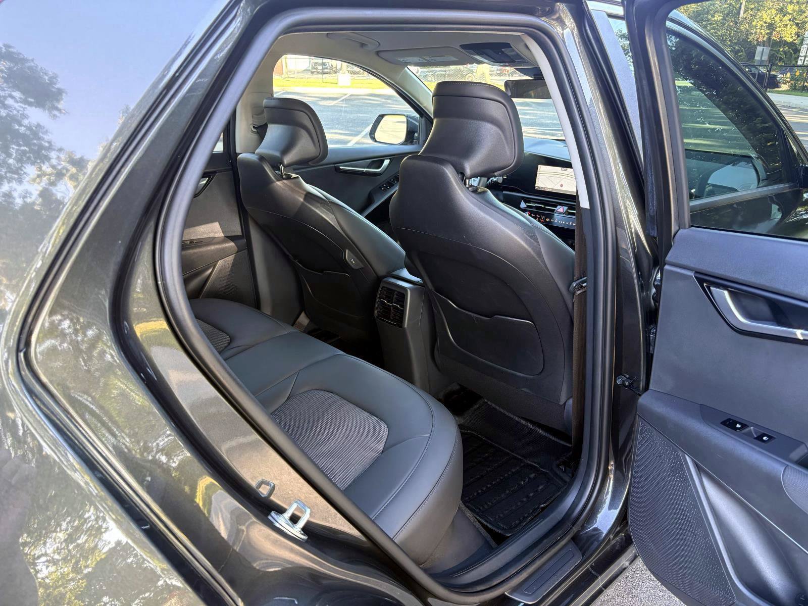 Certified 2025 Kia Niro Wind w/ Wind Preserve Package FWD image 24